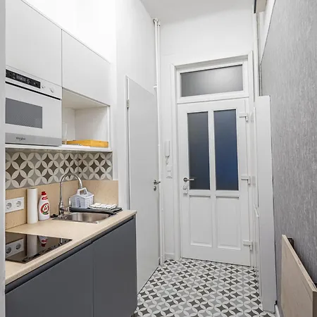 Apartment Terrace *